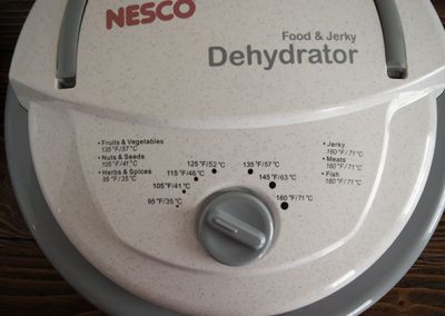 Nesco FD75-PR temperature controls